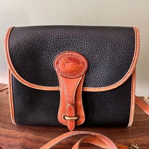 Vintage Black Dooney and Bourke Essex Bag